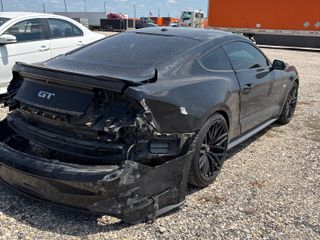 2017 Ford Mustang GT Premium - Exterior Rear Right Corner Image